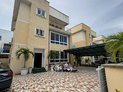 6 Bedroom Detached Duplex with BQ — Lekki, Lagos