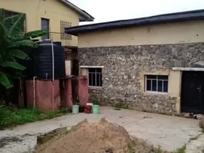 8 Bedroom Detached House — Bibilari Street, Bashorun, Ibadan, Oyo