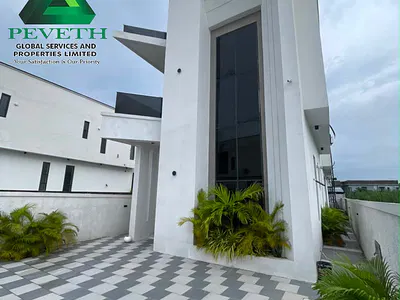 Luxury 5 Bedroom Fully Detached Duplex + BQ, Swimming Pool — Ajah, Lagos