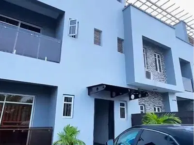 Serviced Fully Furnished Luxury 2 Bedroom Apartment — Lekki, Lagos