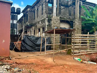 Uncompleted 2-Storey Block of Flats — Bonsaac, Asaba, Asaba, Delta