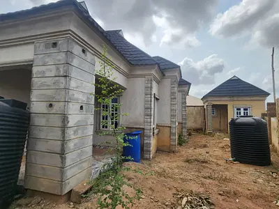 2 Bedroom Block of Flats with C of O — With-God Estate, Taska, Akala Express, Ibadan, Oyo