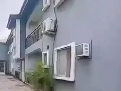 Mordern Solid Block of 6 Flats= 4 Nos 3 Bed Flats, 2 Nos 2 Bed Flats — In a Secured Estate at Shasha, Akowonjo, Egbeda, Alimosho, Lagos