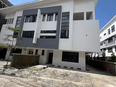 4 Bedrooms Semi Detached Duplex — Lekki Phase 1, Lekki, Lagos