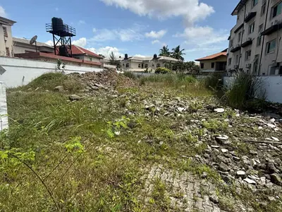 A Fenced and Gated Bareland Measuring 939SQMS — Ikoyi, Lagos
