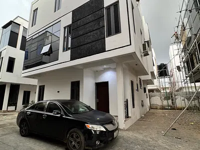 5 Bedroom Detached Duplex — Gilmore, Jahi, Abuja