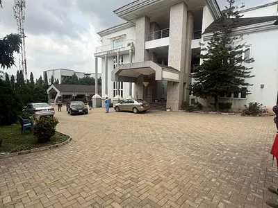 6 Bedroom Furnished Mansion with BQ — Mabushi, Abuja
