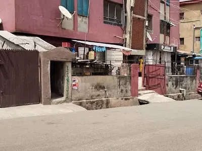6 Nos of 3 Bed Flat and 3 Shops — Ikeja, Lagos