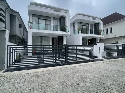 Luxury 5 Bedroom Fully Detached Duplex + BQ, Swimming Pool, Gym — Lekki, Lagos