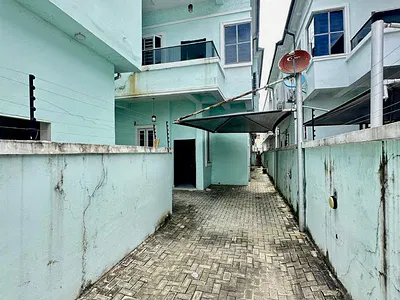 Distress Deal ! Exquisite 3 Bedroom Semi Detached Duplex — Lekki, Lagos