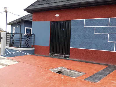 Brand New Shop — Entrance of Yaba Tech Estate, Lagasa, Oribanwa, Ibeju Lekki, Lagos