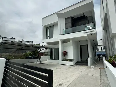 5 Bedroom Detached Duplex with Swimming Pool & BQ — Lekki, Lagos