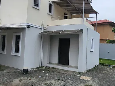 4 Bedroom Terraced Duplex with BQ — Ikoyi, Lagos