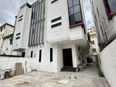 Exquisite 4 Bedroom Semi Detached Duplex with Rooftop Terrace — Ikoyi, Lagos