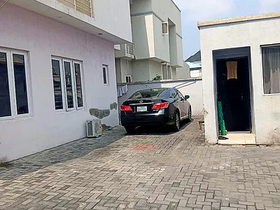 3 Bedroom Apartment — Lekki Phase 1, Lekki, Lagos
