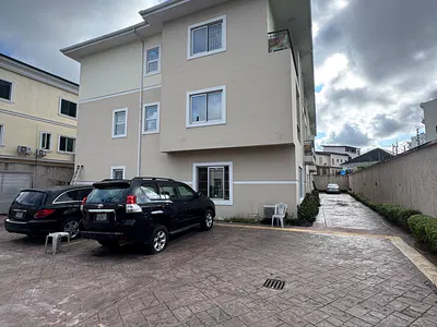 5 Bedroom Terraced Duplex — Ikoyi, Lagos
