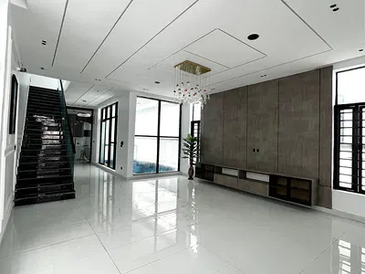 5 Bedroom Detached Duplex with Swimming Pool & BQ — Lekki, Lagos