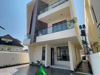 Luxury 5 Bedroom Fully Detached Duplex + BQ, Pool, Cinema — Lekki, Lagos