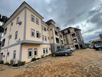 Lovely 1 Bedroom Flat Pent House — Jahi, Abuja