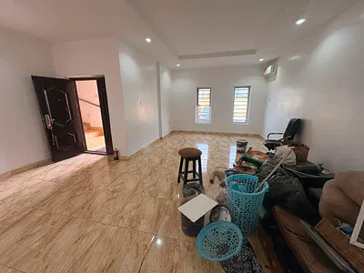 1 Bedroom Flat with Fitted Kitchen — Katampe, Abuja