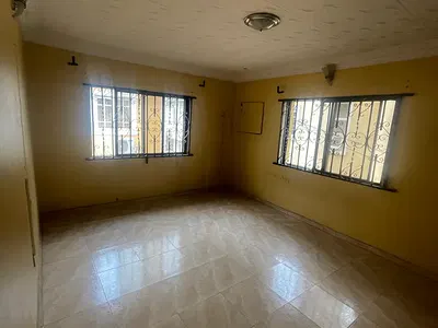3 Bedroom Flat with En-Suite Bedrooms — GRA Phase 2, Magodo, Lagos