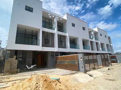 2 Bedroom Maisonette — Freedom Way, Lekki, Lagos