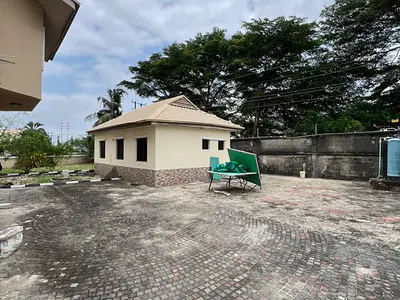 1 Bedroom Self Contain Flat — Emerald Estate, Ilaje, Mobil Road, Ajah, Lagos