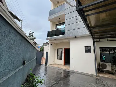 Lovely and Well Maintained 4 Bedroom Terrace Duplex — GRA, Ikeja, Lagos