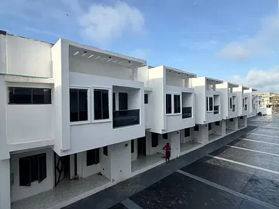 3 Bedroom Terraced Duplex with Swimming Pool — Lekki, Lagos