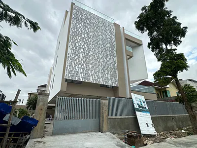 6 Bedroom Luxury Smart Home — Ikoyi, Lagos