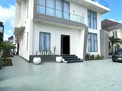 Luxury Five Bedroom Fully Detached Duplex — Osapa, Lekki, Lagos