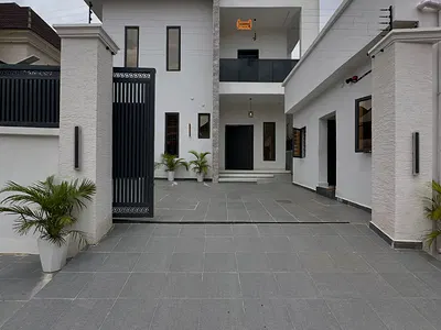 5 Bedroom Detached Duplex with Pool — Apo Resettlement, Apo, Abuja