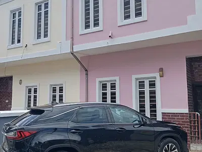 Newly Renovated 4 Bedroom Semi Detached House with BQ — Estate Ikota School Road, Ikota, Lekki, Lagos
