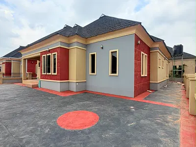 3 Bedroom Detached Bungalow with BQ — Mowe Town, Ogun