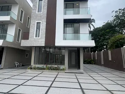4 Bedroom Semi-Detached Duplex — Ikoyi, Lagos