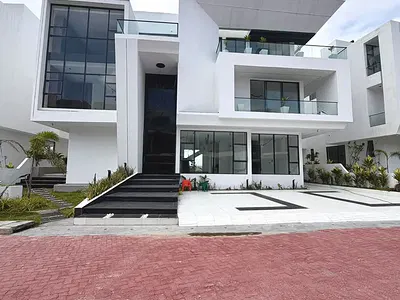 5 Bedroom Detached Smart House — Lekki, Lagos
