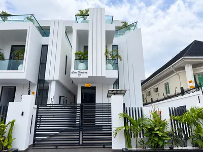 5 Bedroom Luxury Maisonette — Ikota, Lekki, Lagos