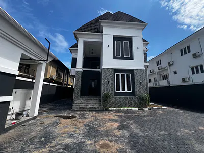 Luxury 6 Bedroom Detached Duplex with 2 Rooms BQ — Lekki, Lagos