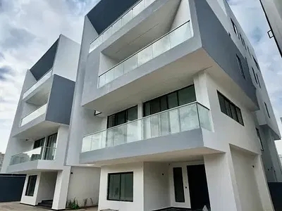 6 Bedroom Detached House — Banana Island, Ikoyi, Lagos