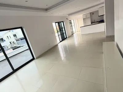 A Well-Maintained 3-Bedroom Penthouse Apartment. — Orchid Road, Lekki, Lagos