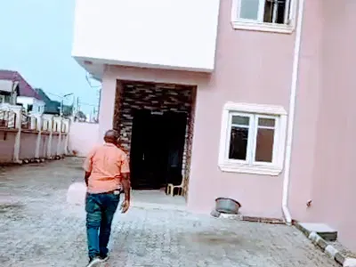 Exquisite Spacious Luxury 5 Bedroom Fully Det Duplex + BQ, Study Room — Ajah, Lagos