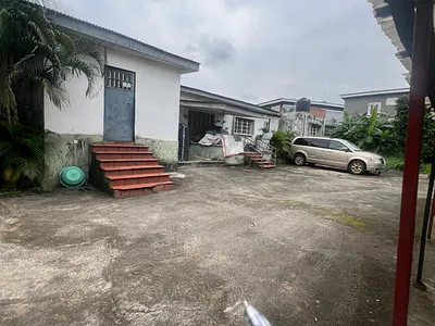 Detached Bungalow on 1,650SQM — Maryland, Lagos