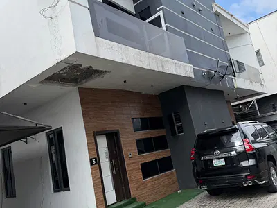 Single Room Upstairs in a Serviced Estate — Lekki, Lagos