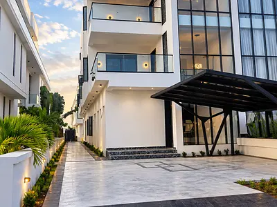 Super Luxury 4 Bedroom Semi Detach — Lekki, Lagos