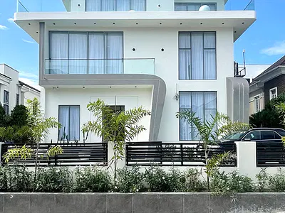 Beautiful 5 Bedroom Duplex — Osapa, Lekki, Lagos