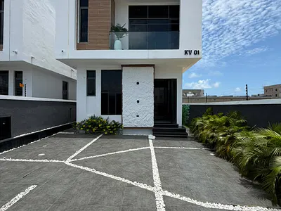 Elegant 5 Bedroom Duplex House — Lekki, Lagos