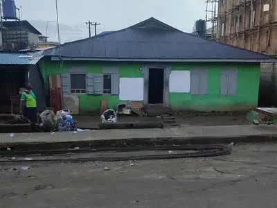 Bungalow — Olohunsogo STR. Off Emmanuel STR., Palmgrove, Shomolu, Lagos