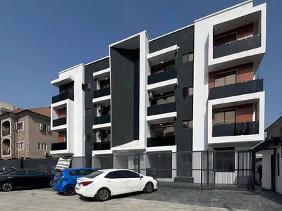 Fully Furnished and Serviced Luxury 2bedroom Flat (2nd Floor) — Lekki, Lagos