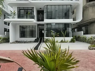 5 Bedroom Detached House — Osapa, Lekki, Lagos