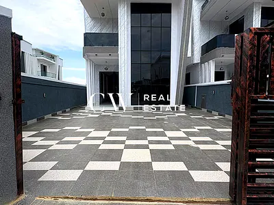 5 Bedroom Detached Duplex — Lekki, Lagos